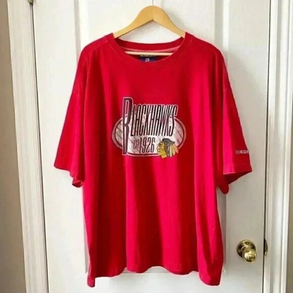 NHL Blueline Chicago Blackhawks T-Shirt Hockey Red Black Size 2XL - Picture 3 of 15